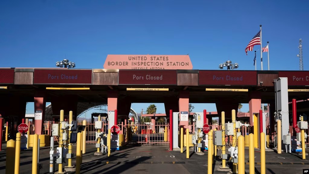 US to Reopen Border Crossings as Illegal Immigration Drops