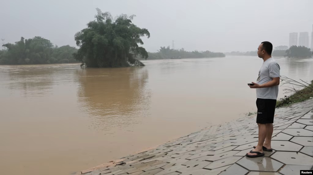 Record rainfall hits southern China, triggering mass evacuations