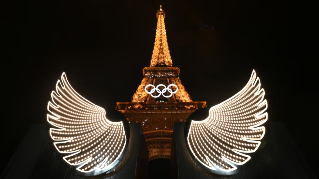 Paris dazzles with rainy Olympics opening ceremony on Seine River