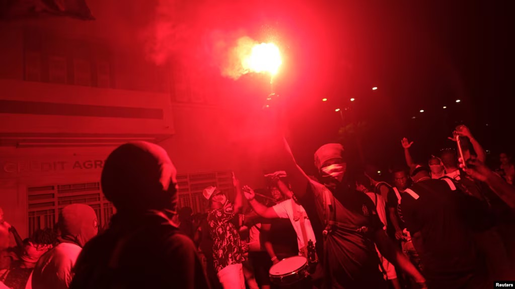 Long-forbidden French anti-riot force sent to Martinique as thousands defy bans on protests