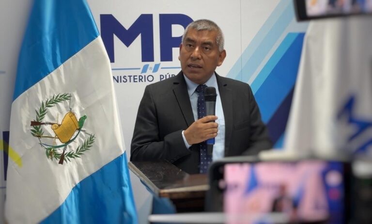 Why did Guatemala issue warrants for Colombia’s Attorney General and ex-Defense Minister?